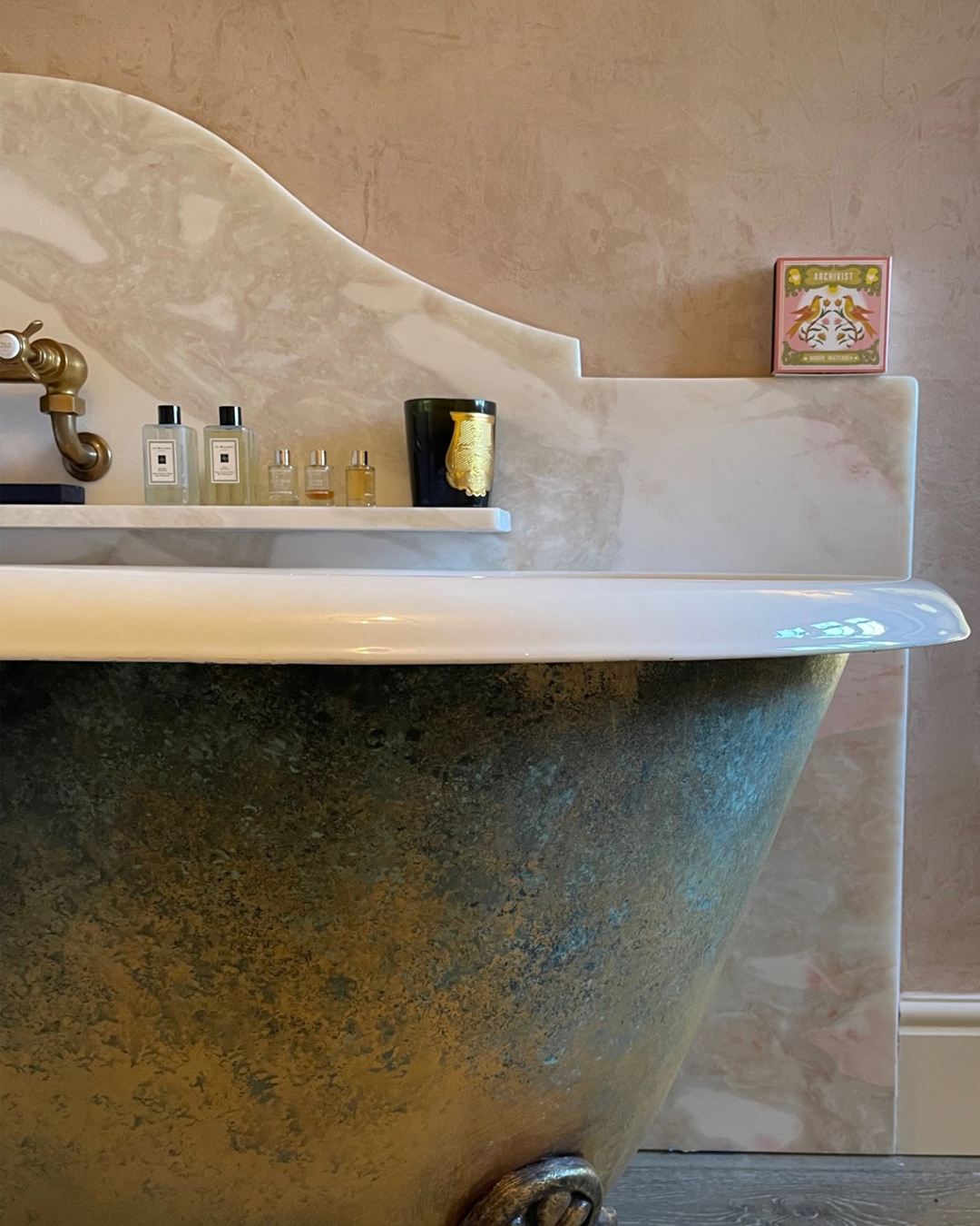 bespoke paint finish in bathroom